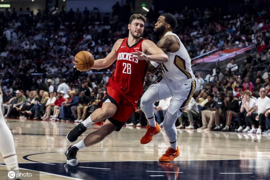 季前赛总结:新版火箭一枝独秀 老詹告病湖人混日子?